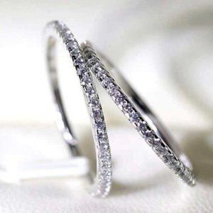 NEW 18K WHITE GOLD DIAMOND ETERNITY STACKABLE RING, CUTE RING, SHINY RING.